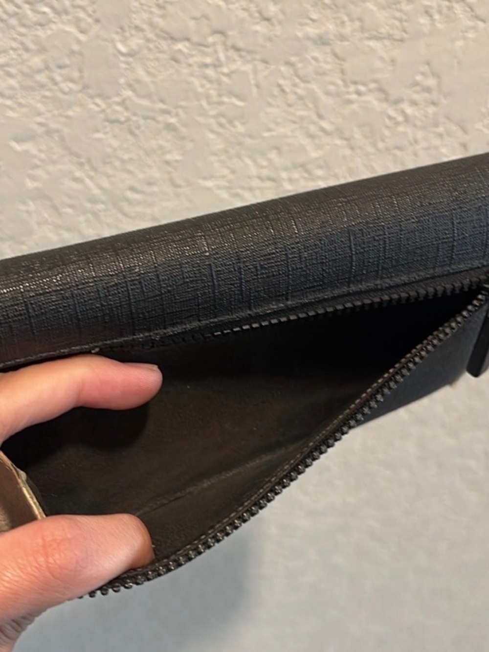 Gucci Trifold Long Snap Black Wallet - Picture 10 of 11